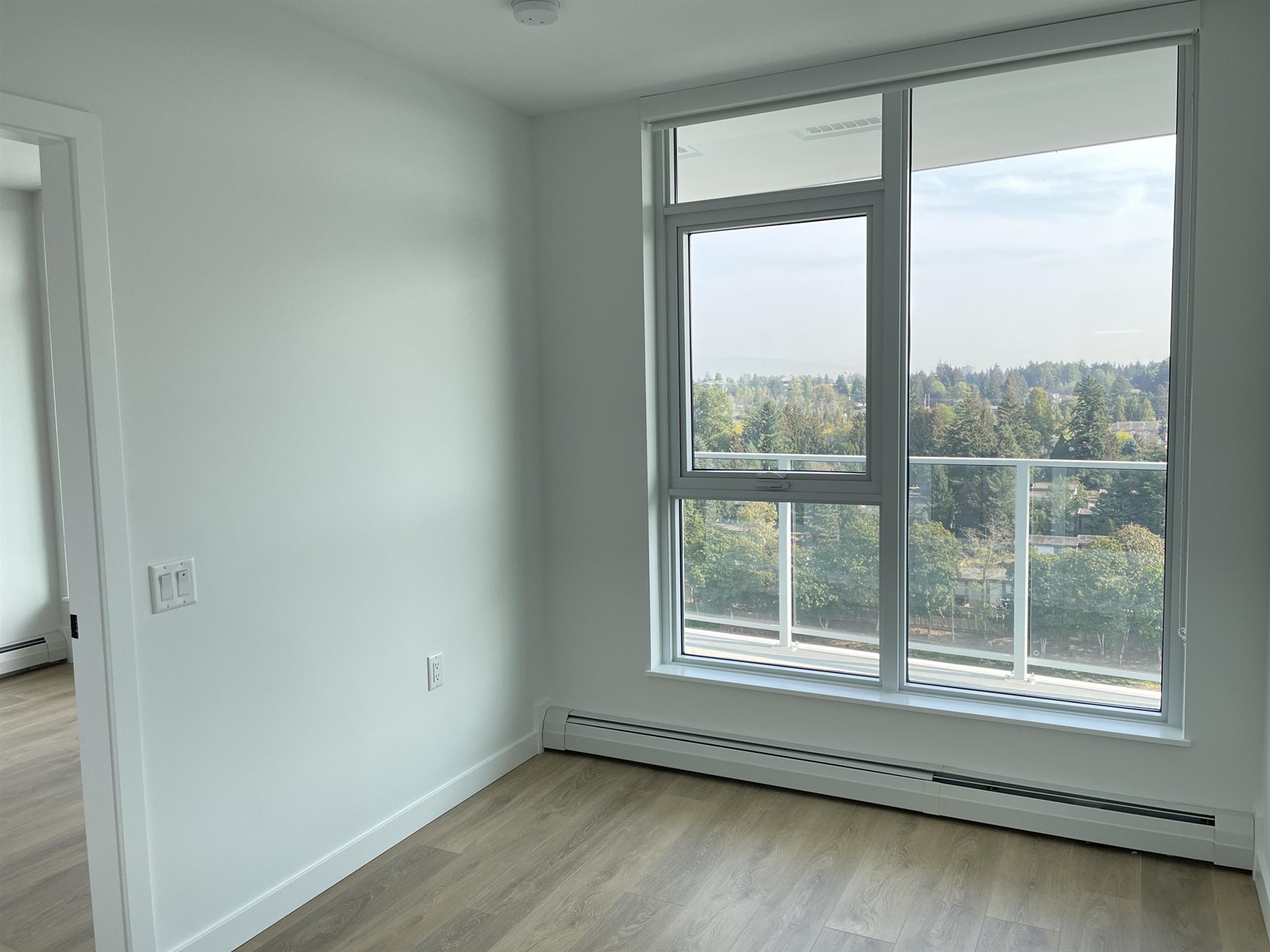 Photo 10 of 1704 13685 102 Avenue, Surrey BC