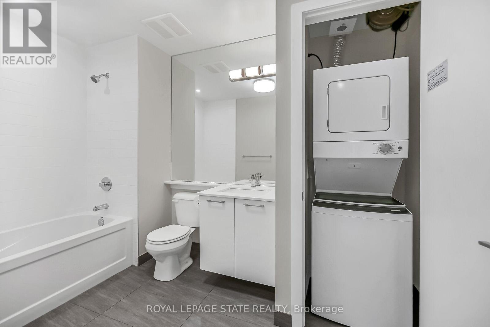 Photo 24 of 307 455 Charlton Avenue E, Hamilton ON
