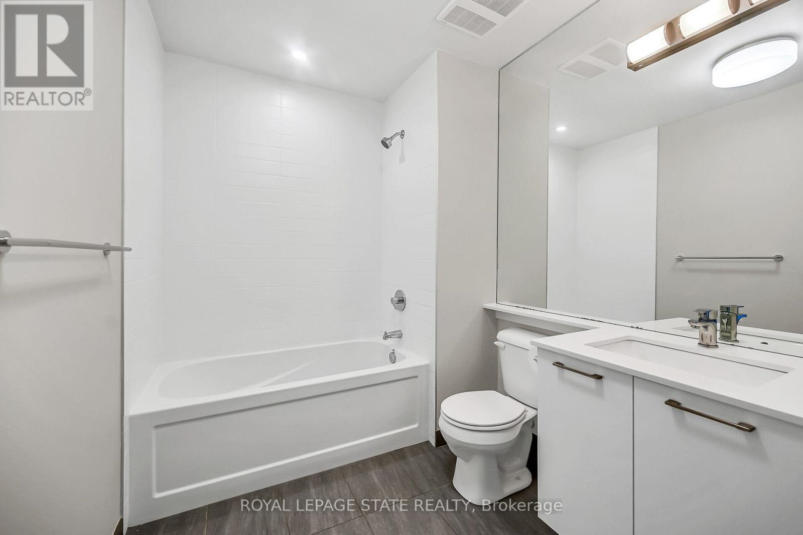 Photo 25 of 307 455 Charlton Avenue E, Hamilton ON