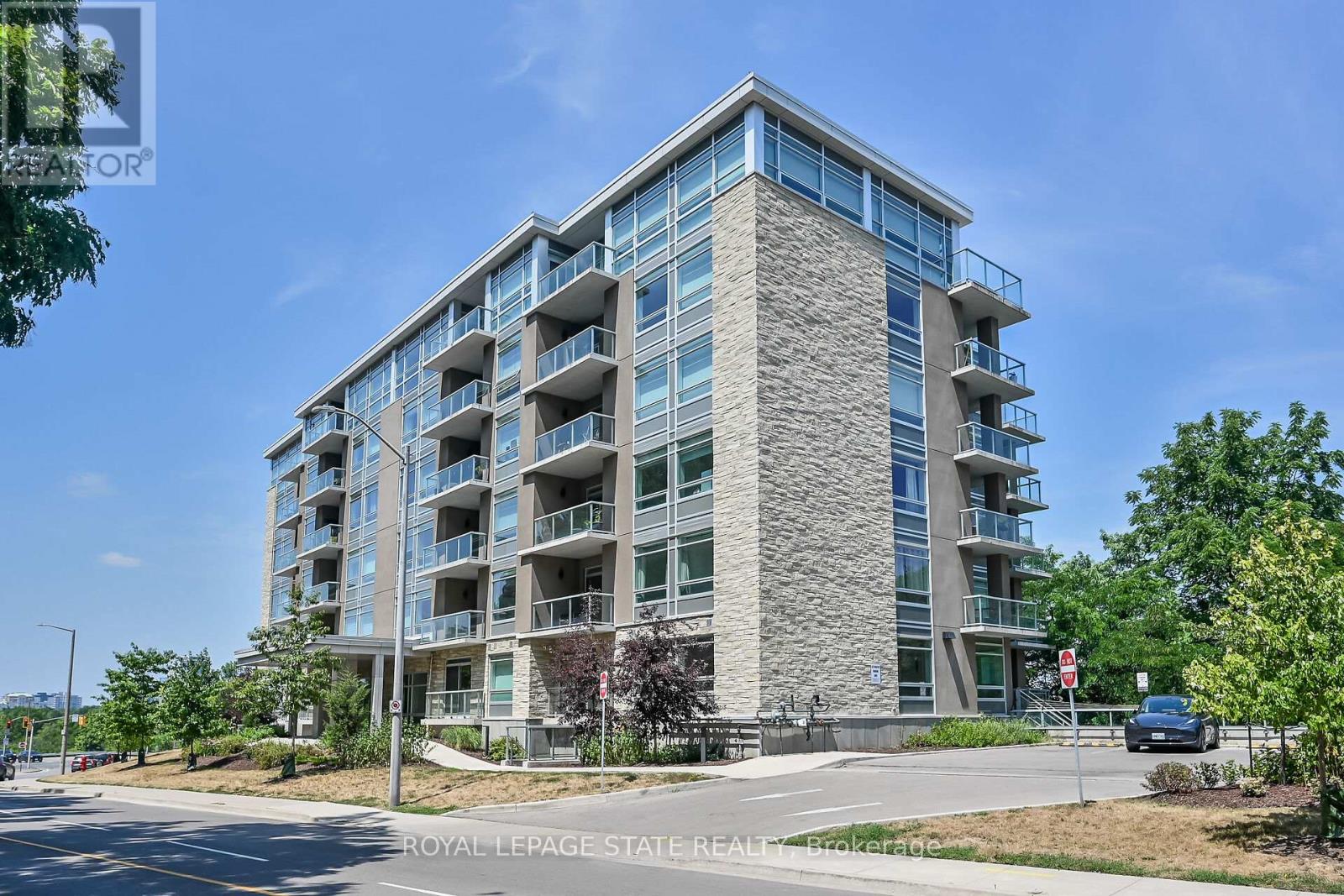 Photo 43 of 307 455 Charlton Avenue E, Hamilton ON