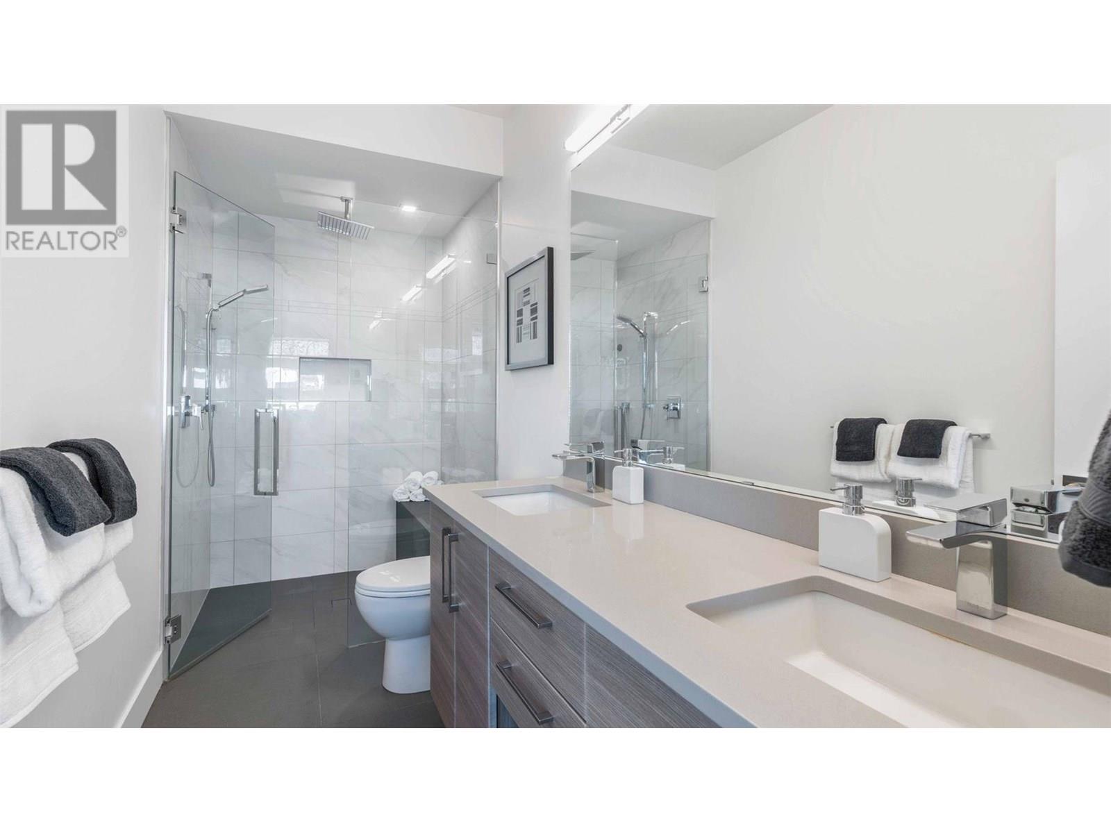  1027 Wilson Avenue, Kelowna