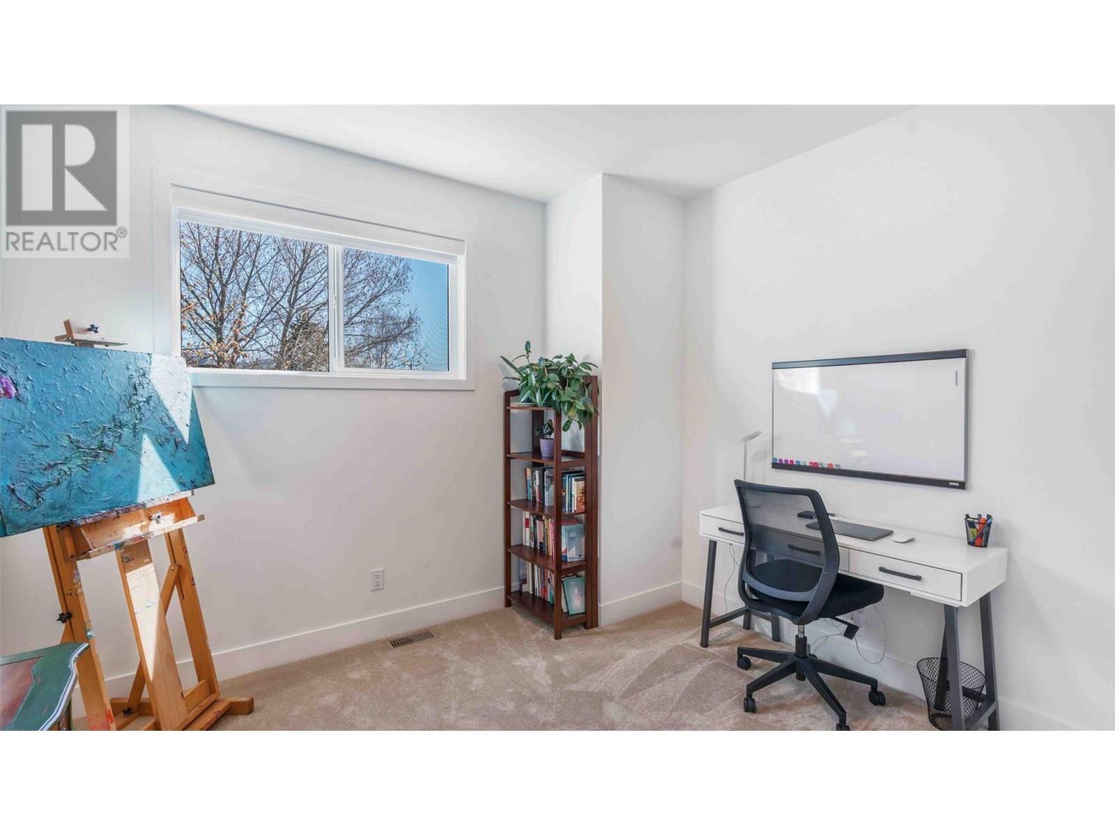  1027 Wilson Avenue, Kelowna