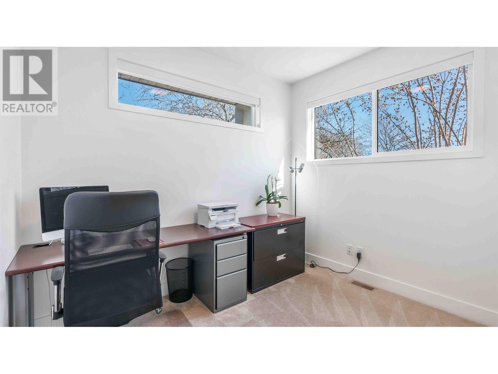  1027 Wilson Avenue, Kelowna