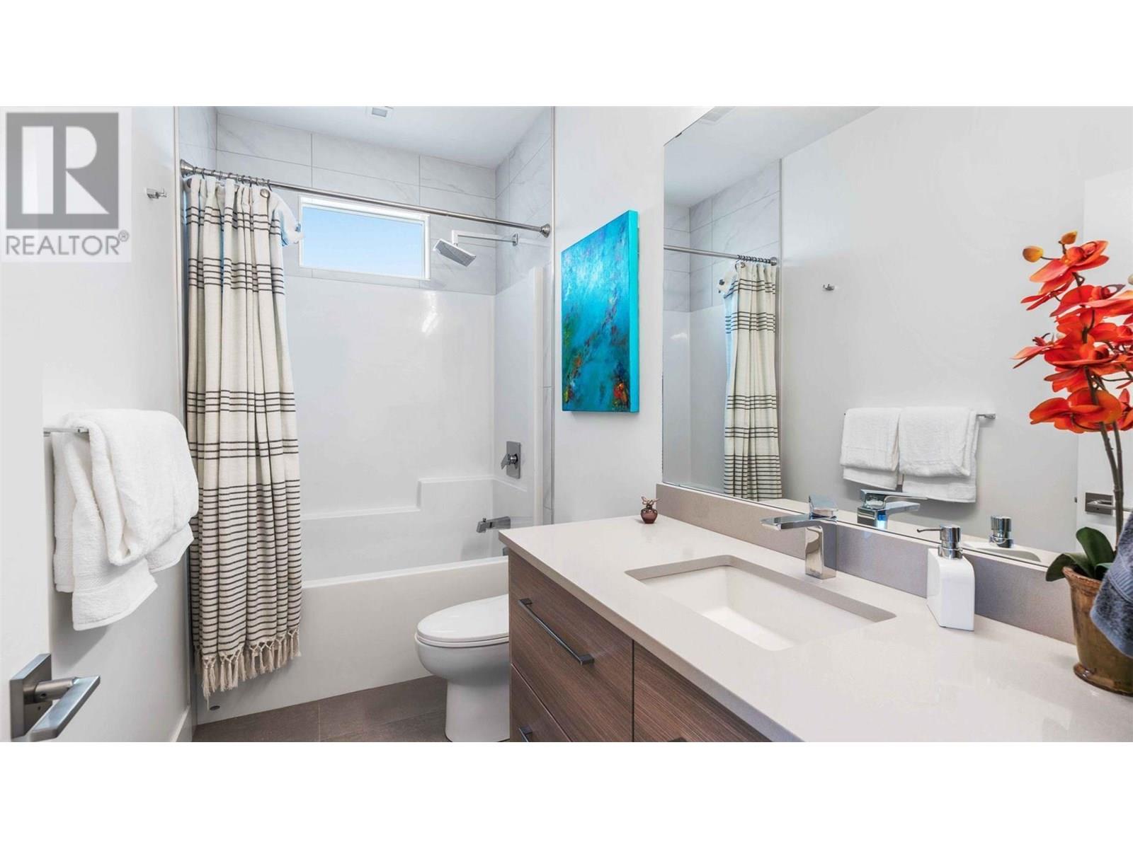  1027 Wilson Avenue, Kelowna