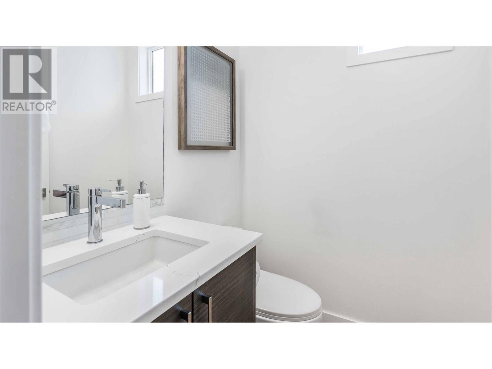  1027 Wilson Avenue, Kelowna