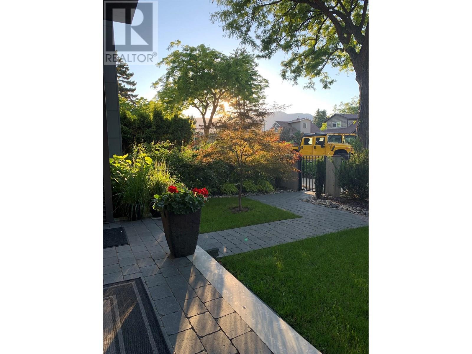  1027 Wilson Avenue, Kelowna