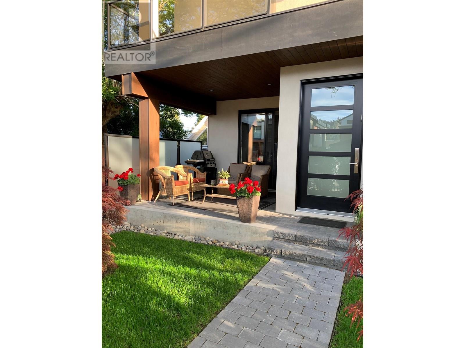  1027 Wilson Avenue, Kelowna