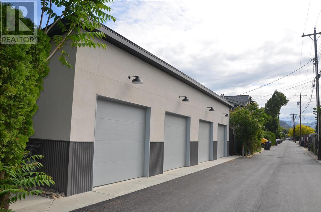  1027 Wilson Avenue, Kelowna