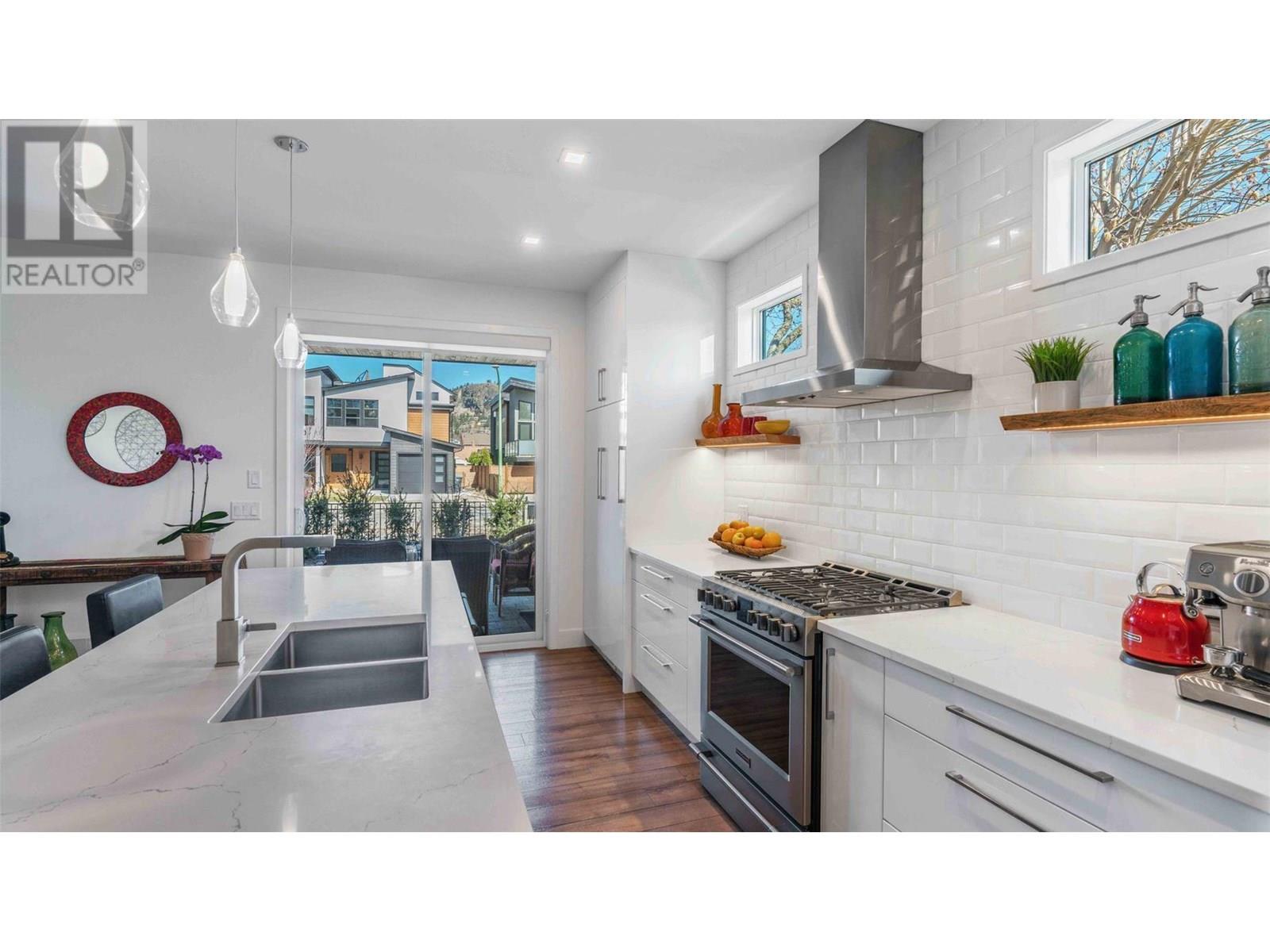 1027 Wilson Avenue, Kelowna