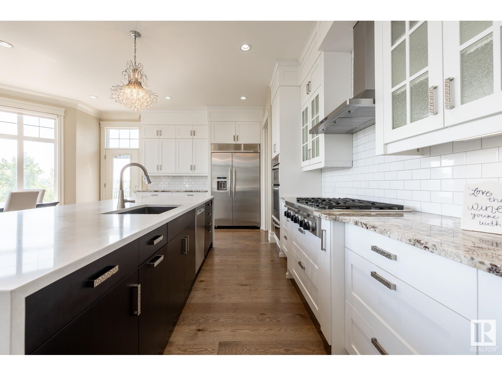 Photo 6 of 1018 Hollands Pt Nw, Edmonton AB