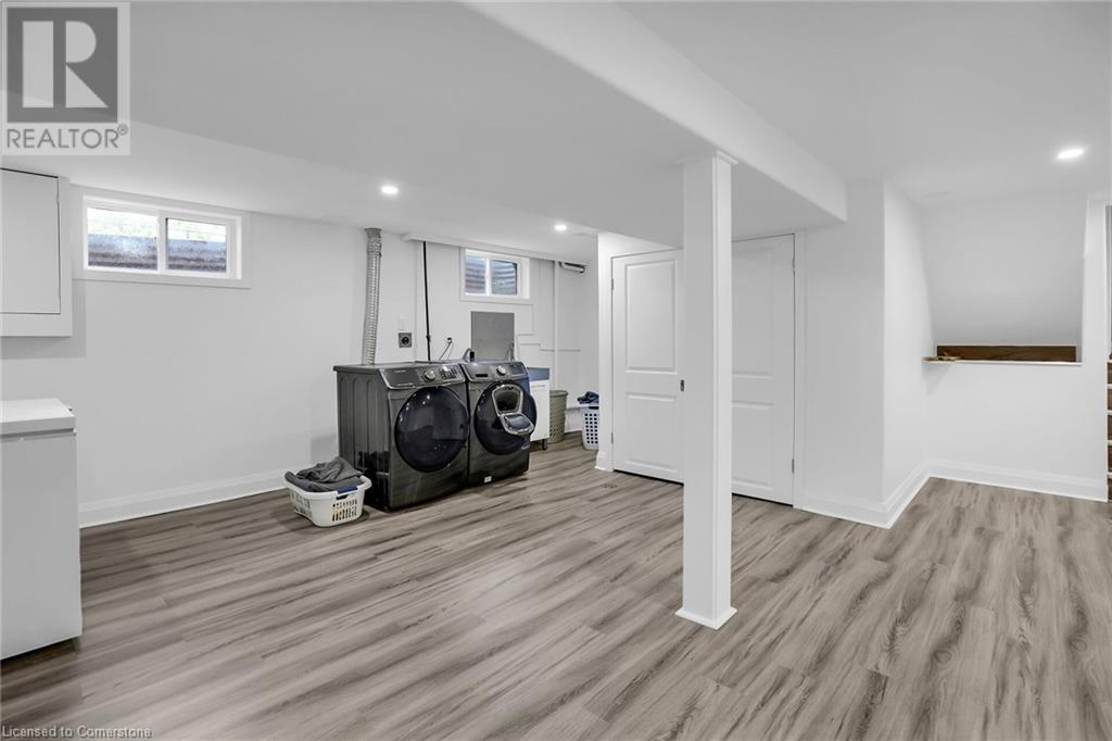 Photo 25 of 329 Central Avenue, Grimsby ON