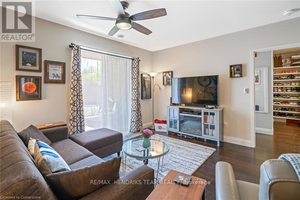 Photo 11 of 102 26 Wellington Street, St Catharines ON