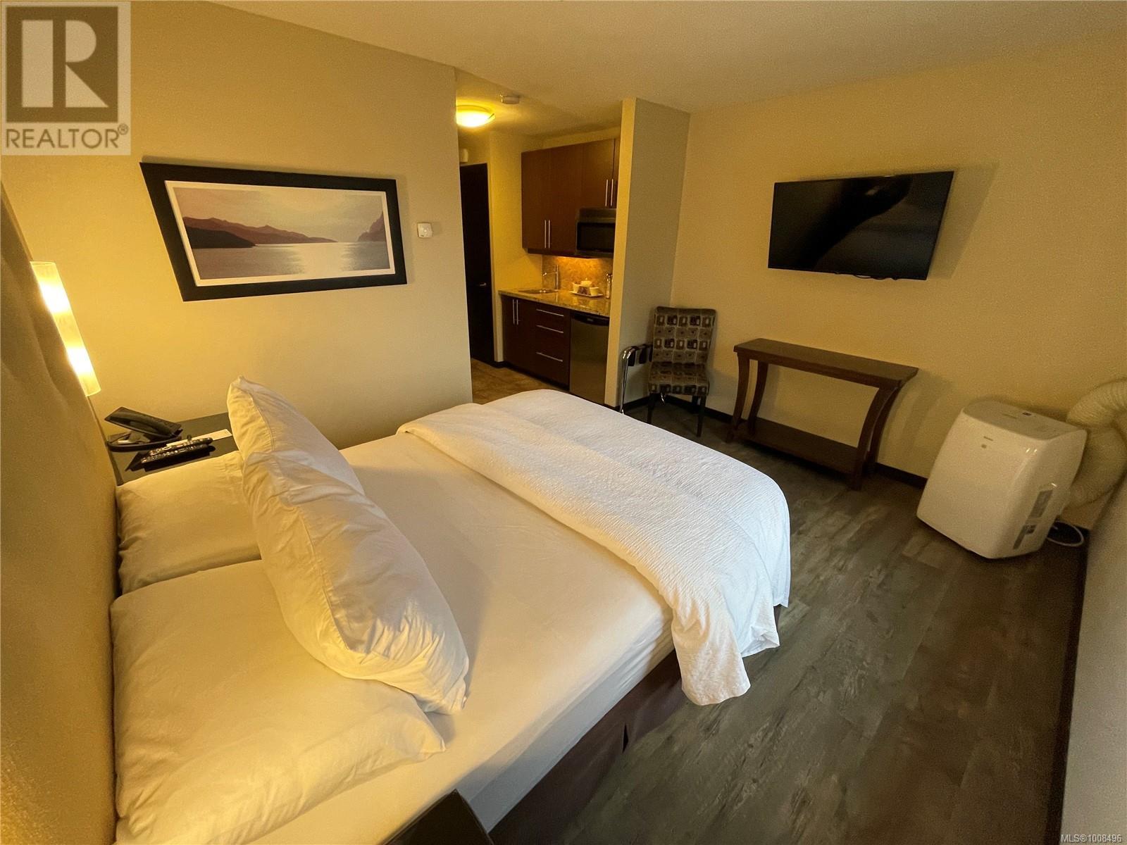 234 1175 Resort Dr, Parksville