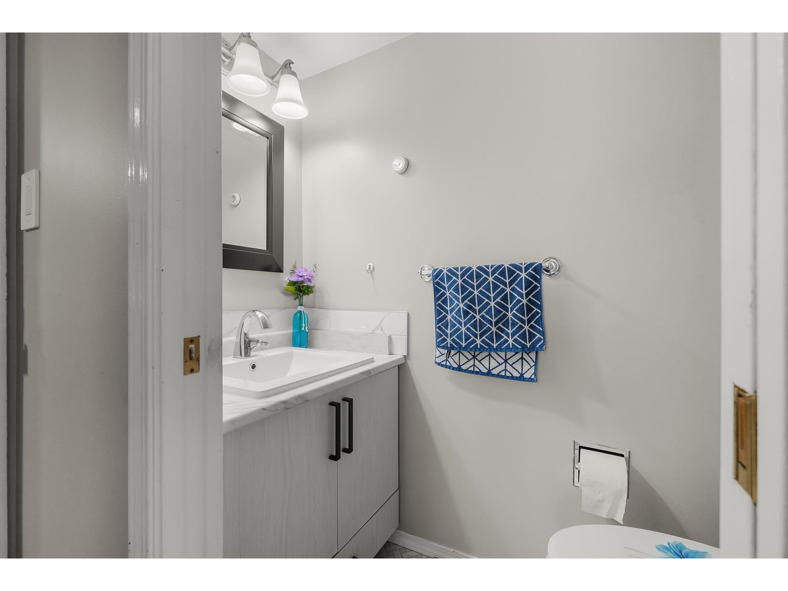 Photo 18 of 8964 142 A Street, Surrey BC
