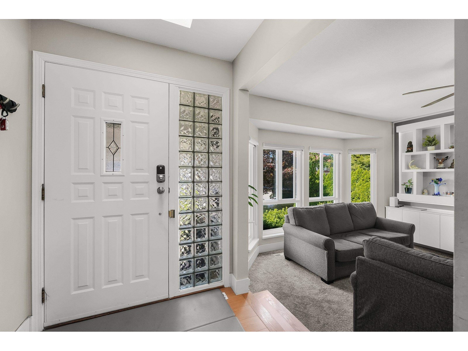Photo 5 of 8964 142 A Street, Surrey BC