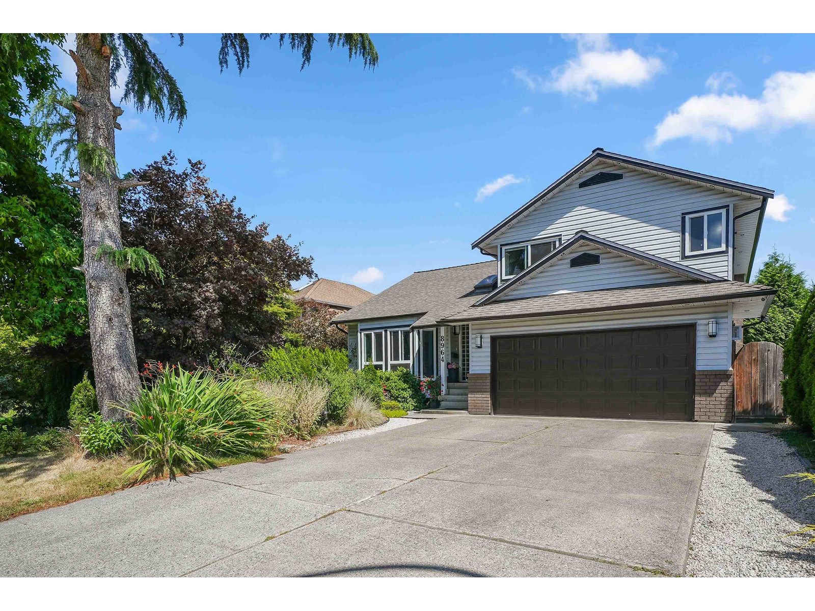 Photo 2 of 8964 142 A Street, Surrey BC