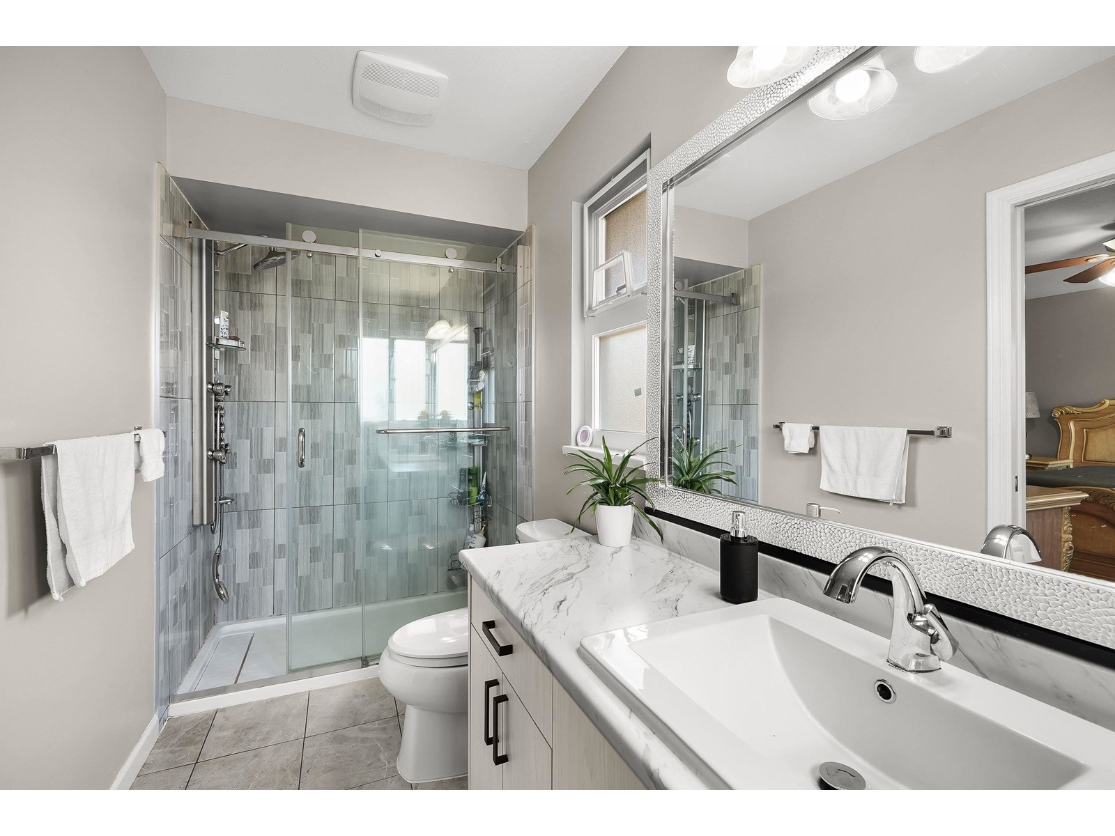 Photo 23 of 8964 142 A Street, Surrey BC