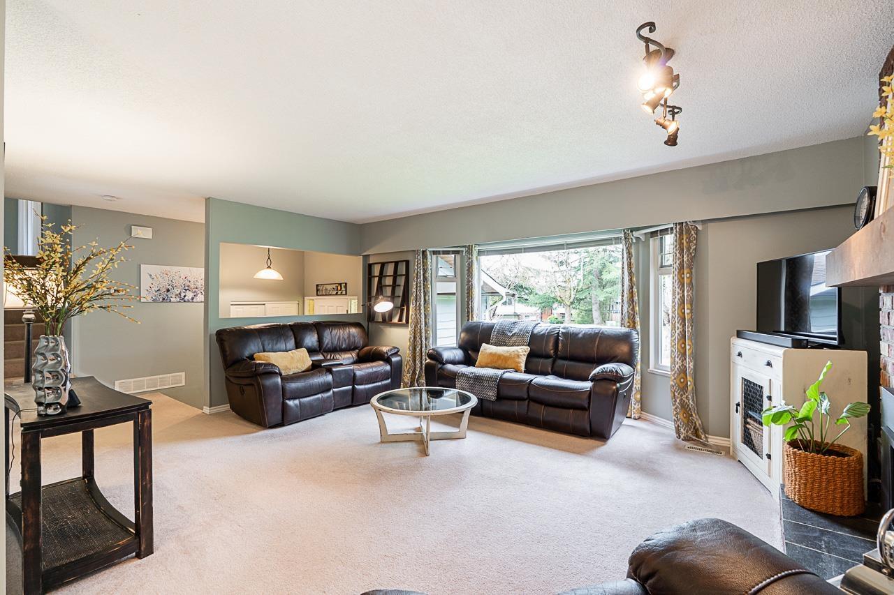 Photo 7 of 5916 182 A Street, Surrey BC