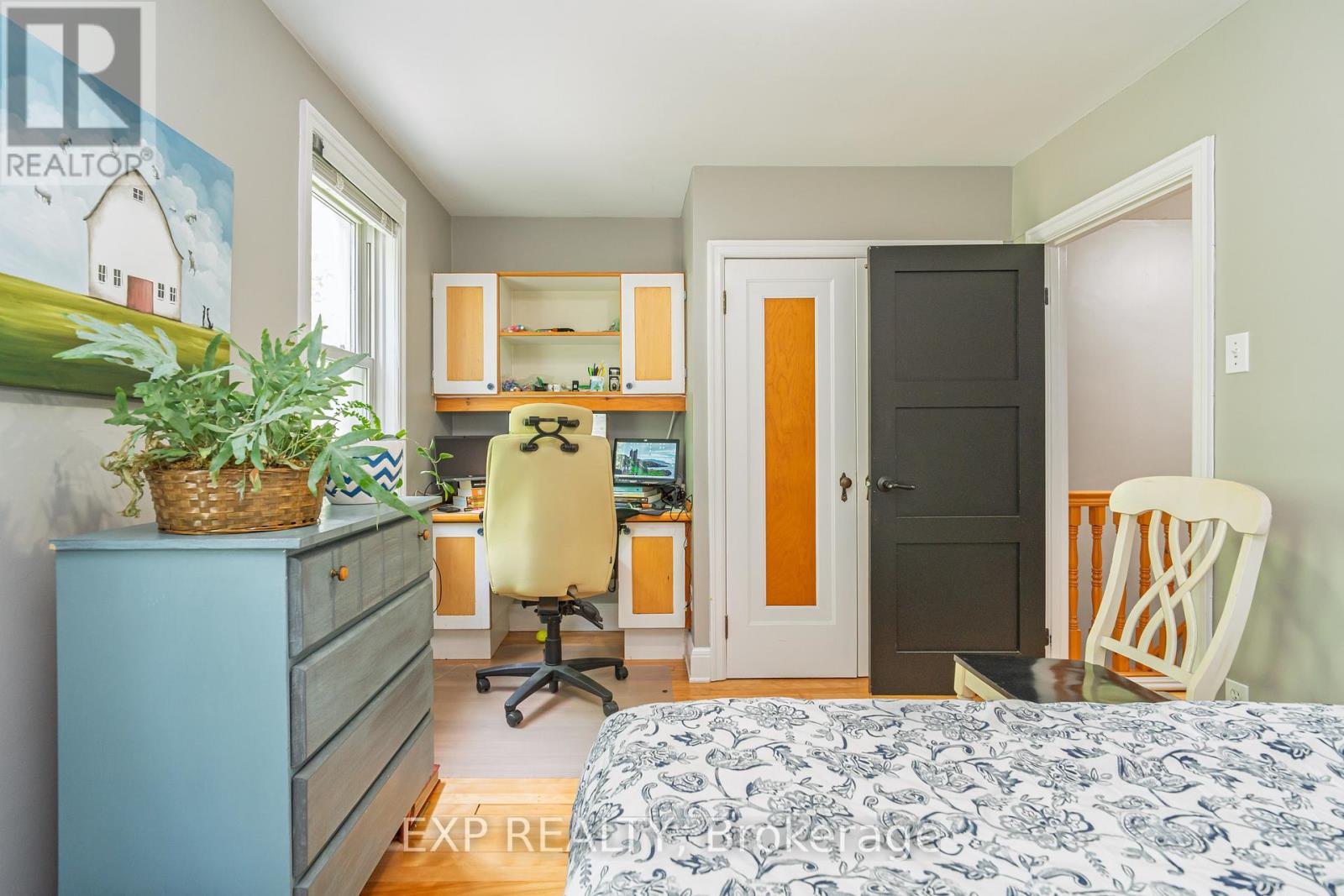Photo 24 of 12 Ross Avenue, Ottawa ON