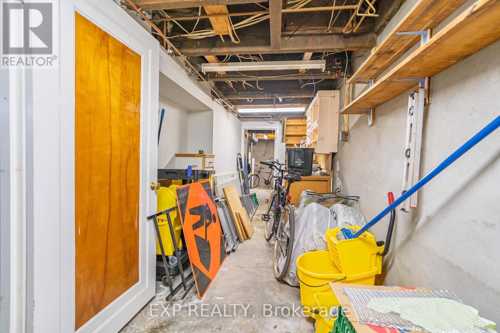 Photo 31 of 12 Ross Avenue, Ottawa ON