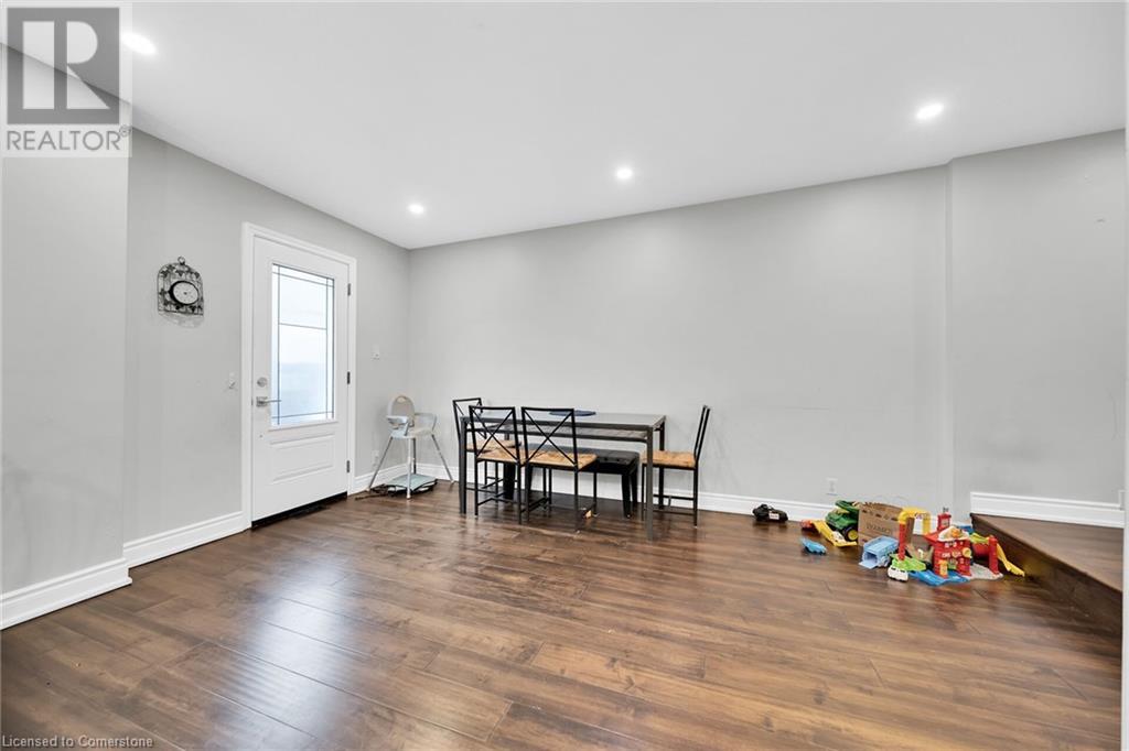 Photo 11 of 199 Bay Street N, Hamilton ON