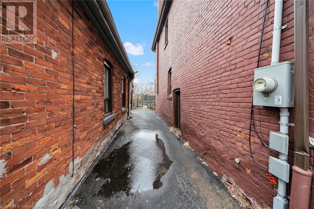 Photo 30 of 199 Bay Street N, Hamilton ON