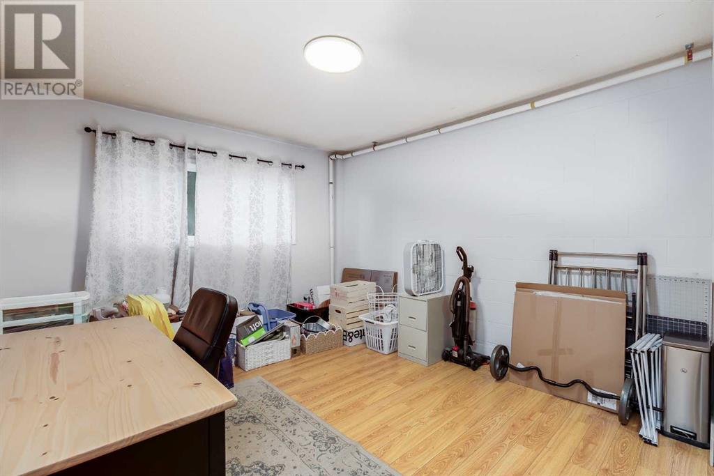 Photo 12 of 6 3208 19 Street Nw, Calgary AB