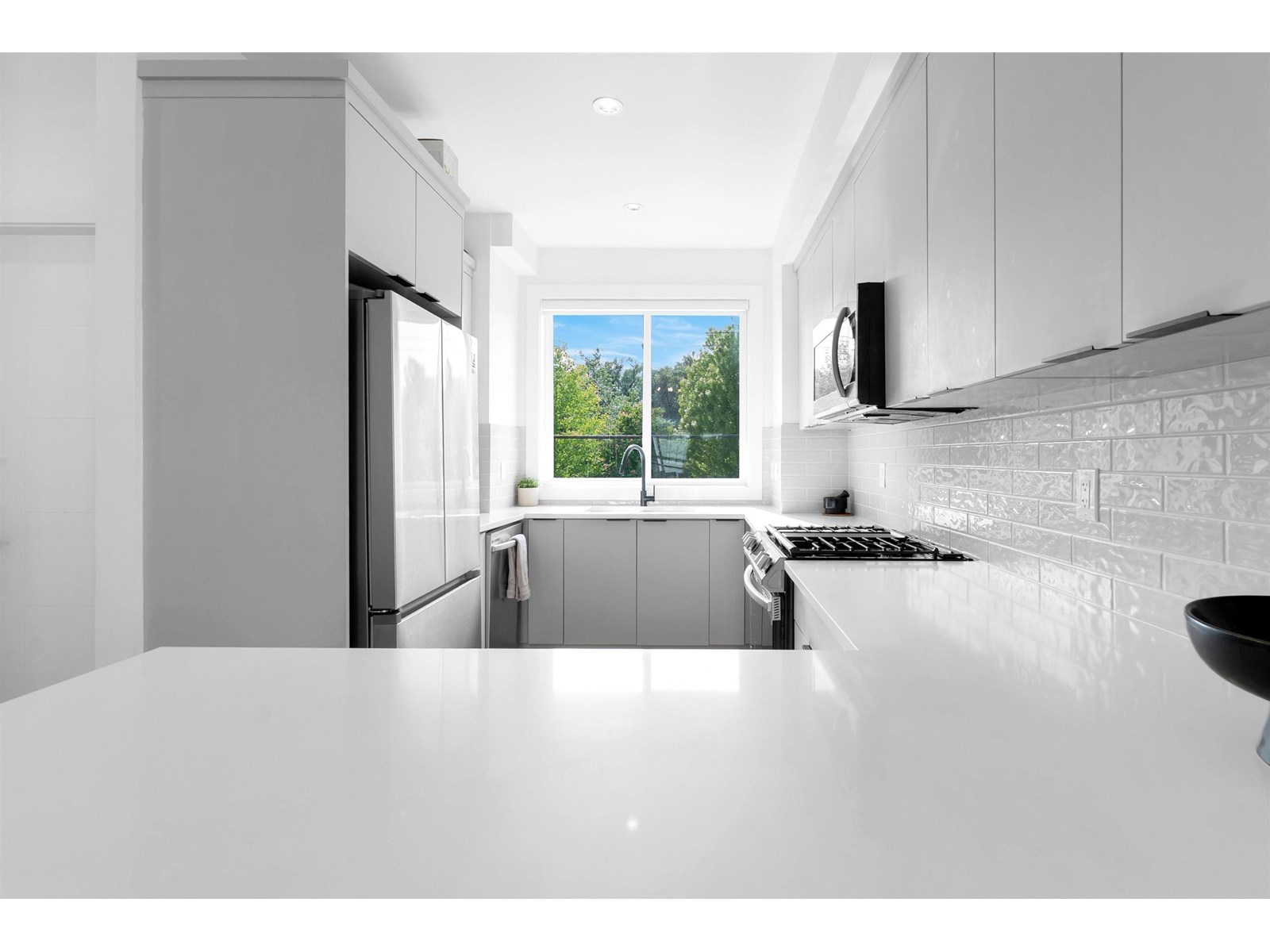Photo 5 of 4 7050 188 Street, Surrey BC