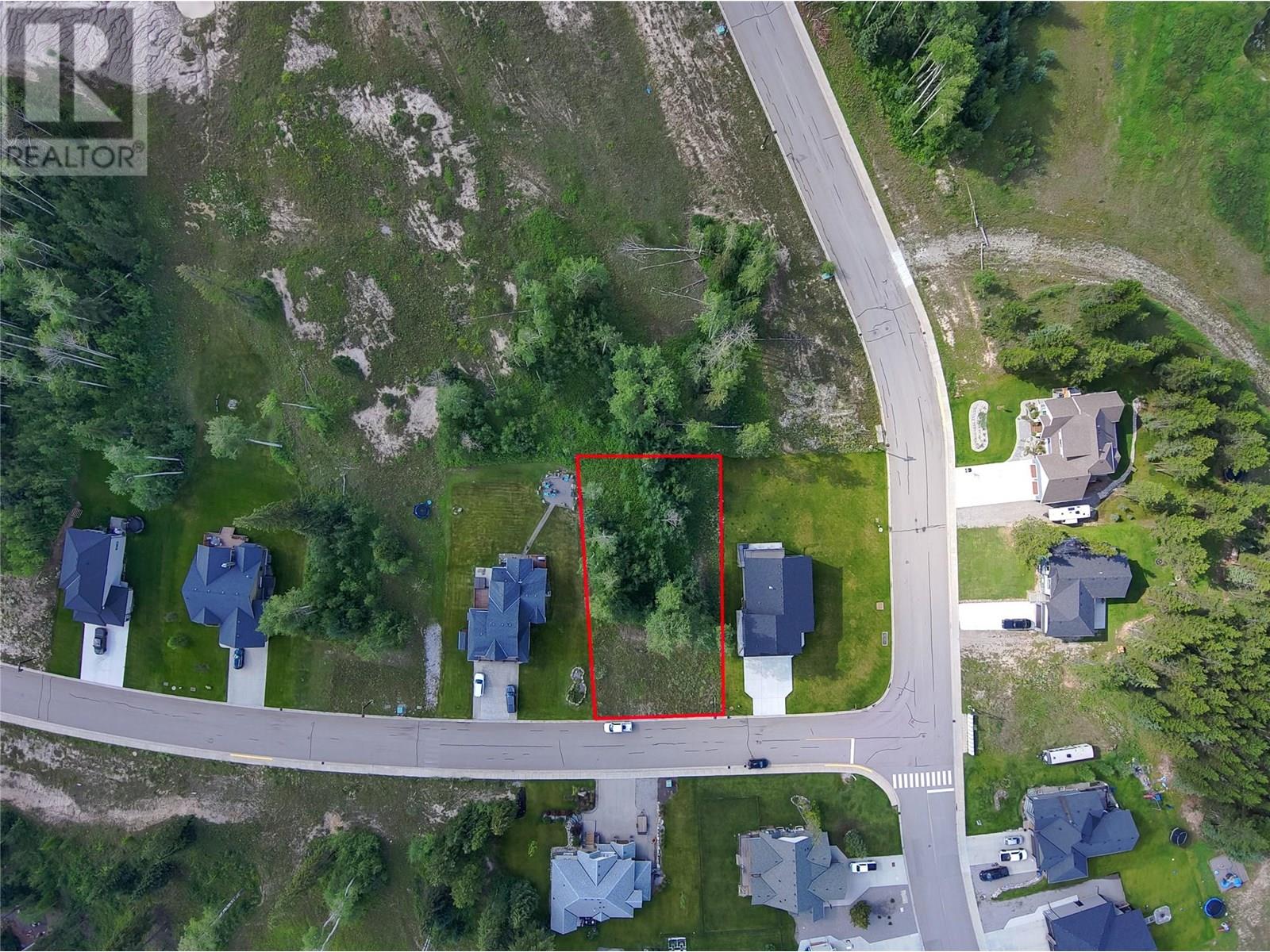 Photo 9 of 2273 Black Hawk Drive, Sparwood BC