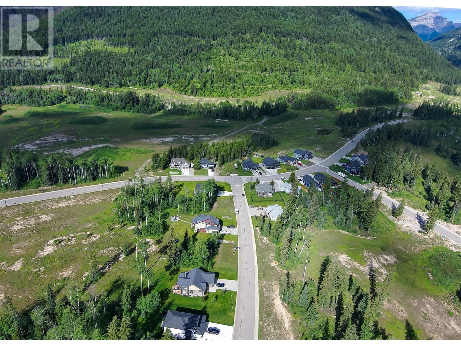 Photo 3 of 2273 Black Hawk Drive, Sparwood BC