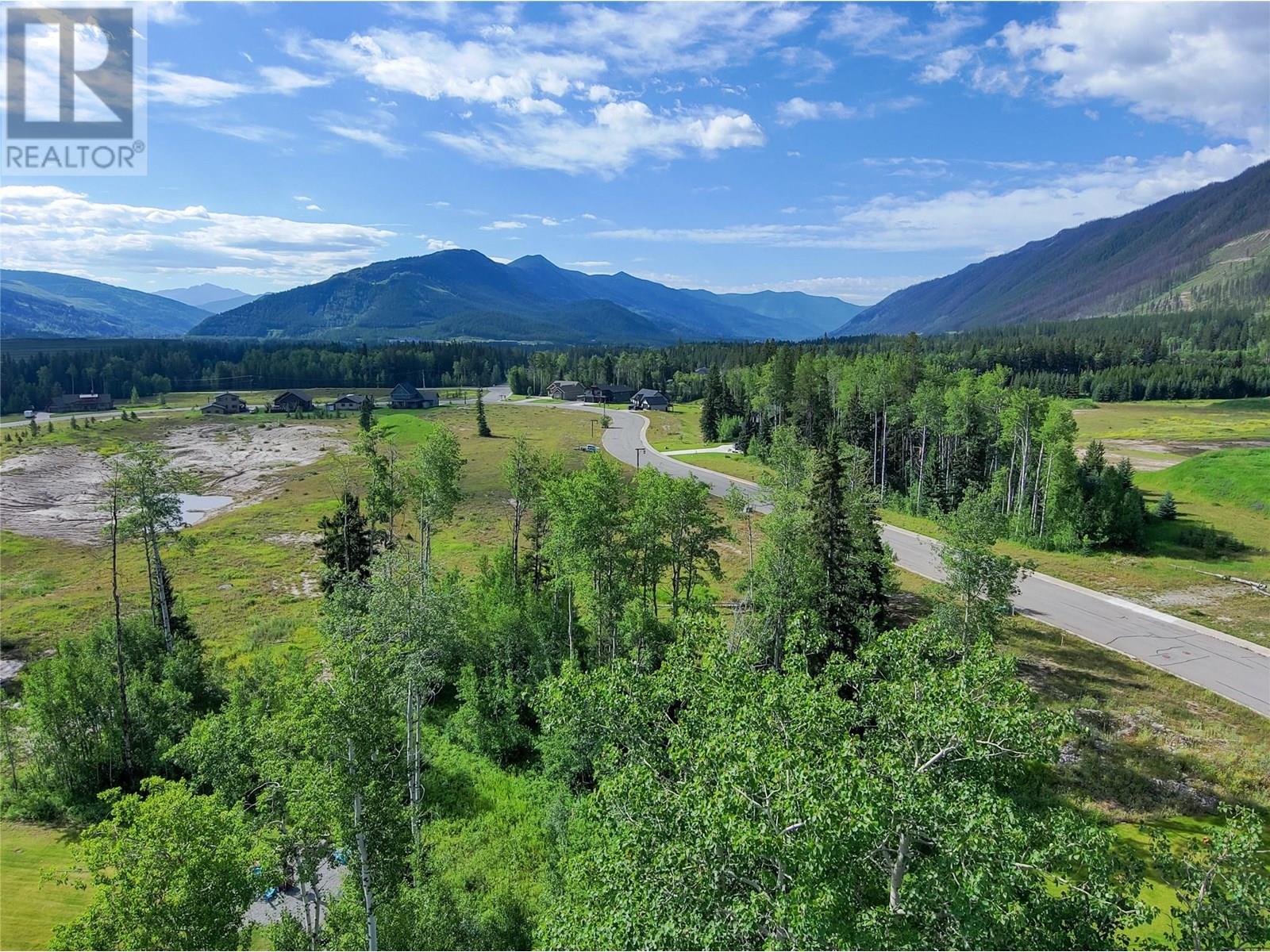 Photo 13 of 2273 Black Hawk Drive, Sparwood BC