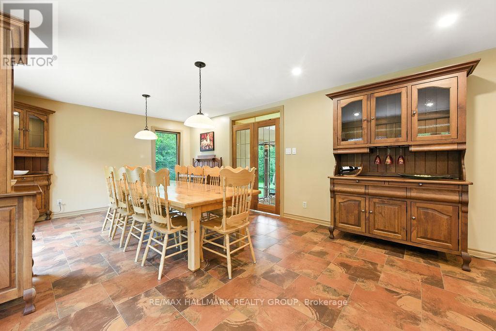 Photo 11 of 206 Deerwood Drive, Ottawa ON