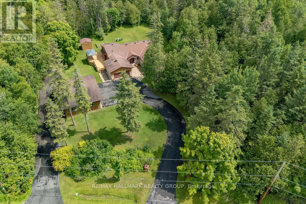 Photo 34 of 206 Deerwood Drive, Ottawa ON