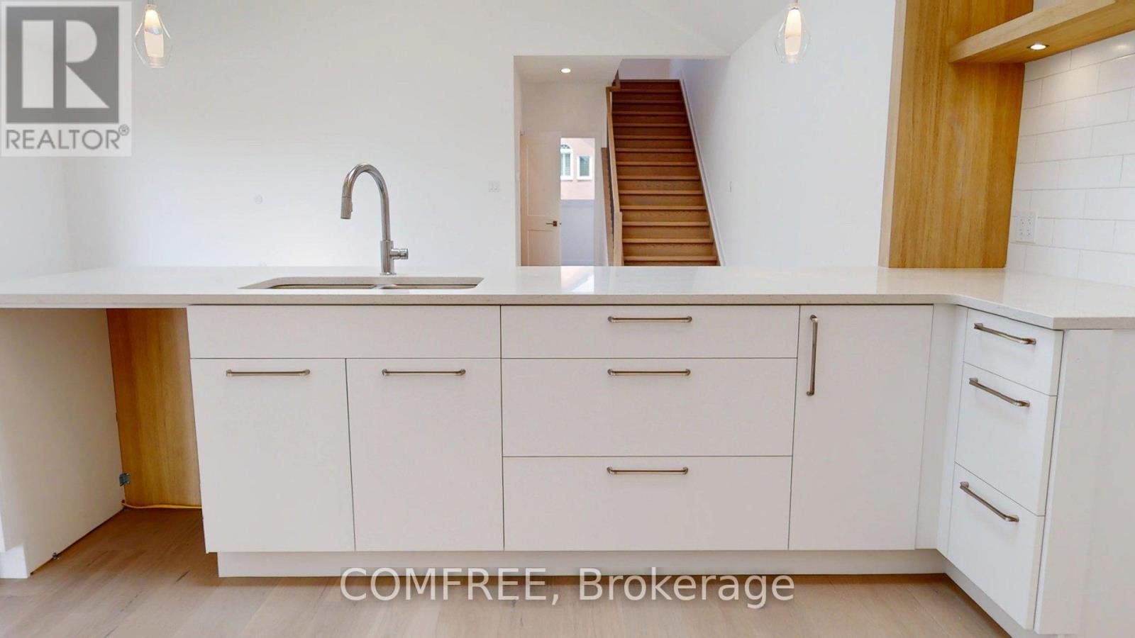 Photo 24 of 6584 Windsong Avenue, Ottawa ON