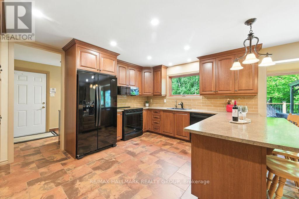 Photo 7 of 206 Deerwood Drive, Ottawa ON