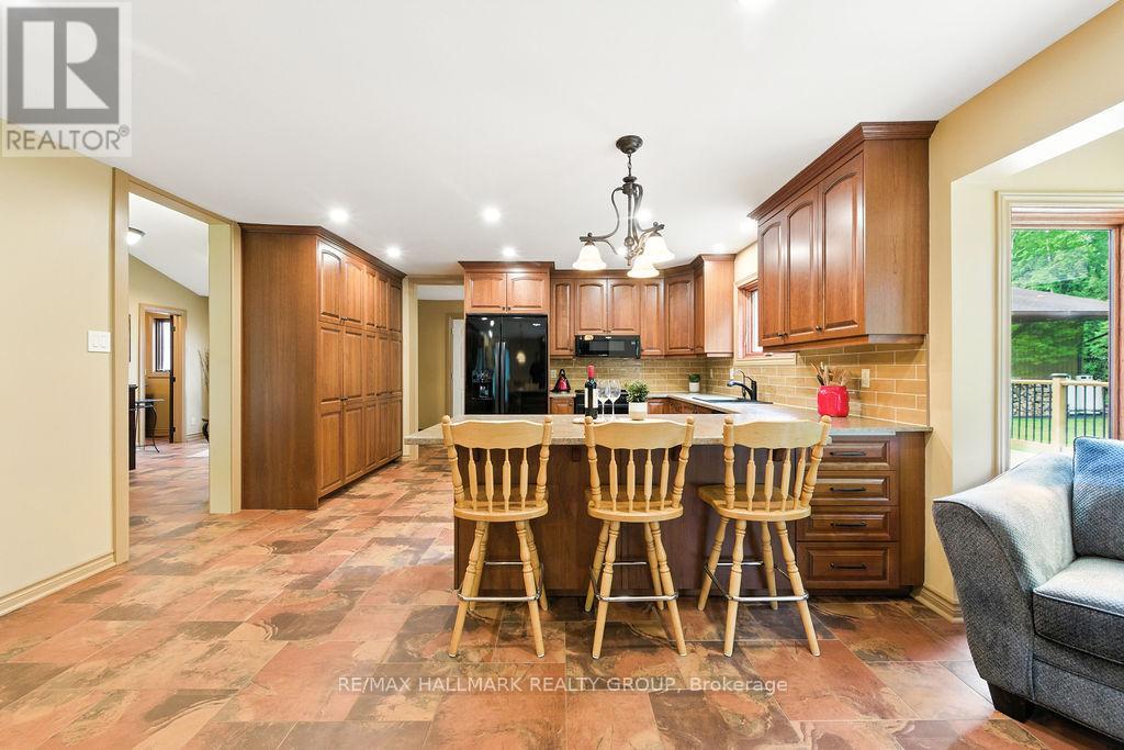 Photo 8 of 206 Deerwood Drive, Ottawa ON