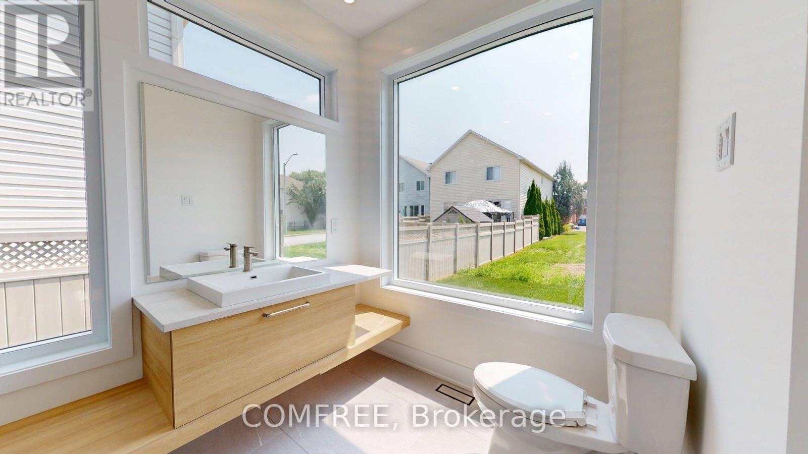 Photo 36 of 6584 Windsong Avenue, Ottawa ON