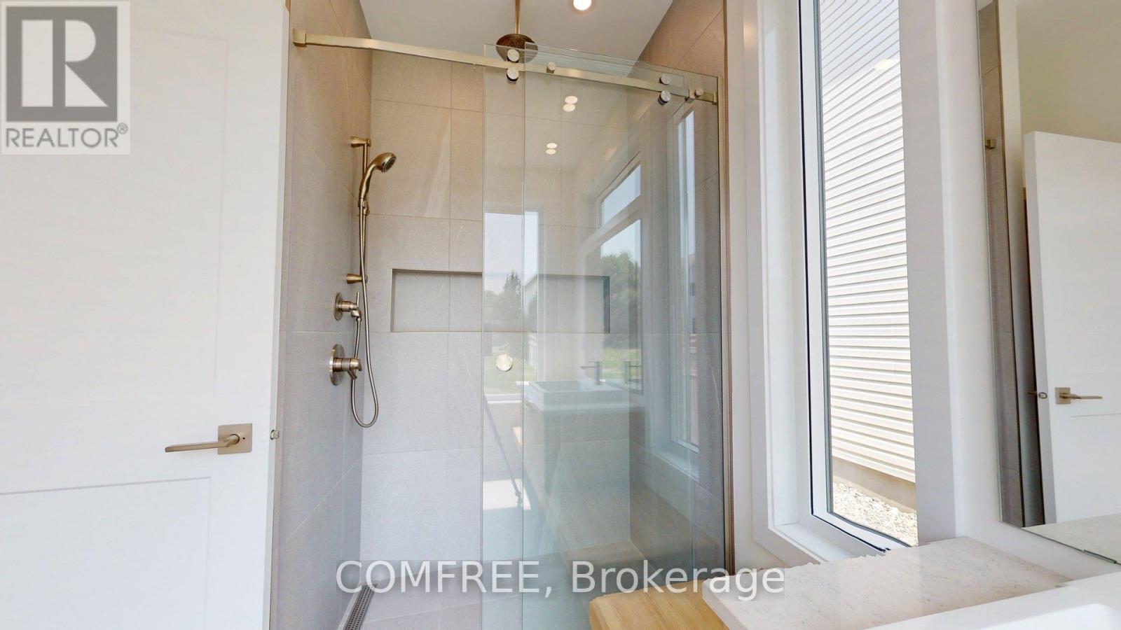 Photo 9 of 6584 Windsong Avenue, Ottawa ON