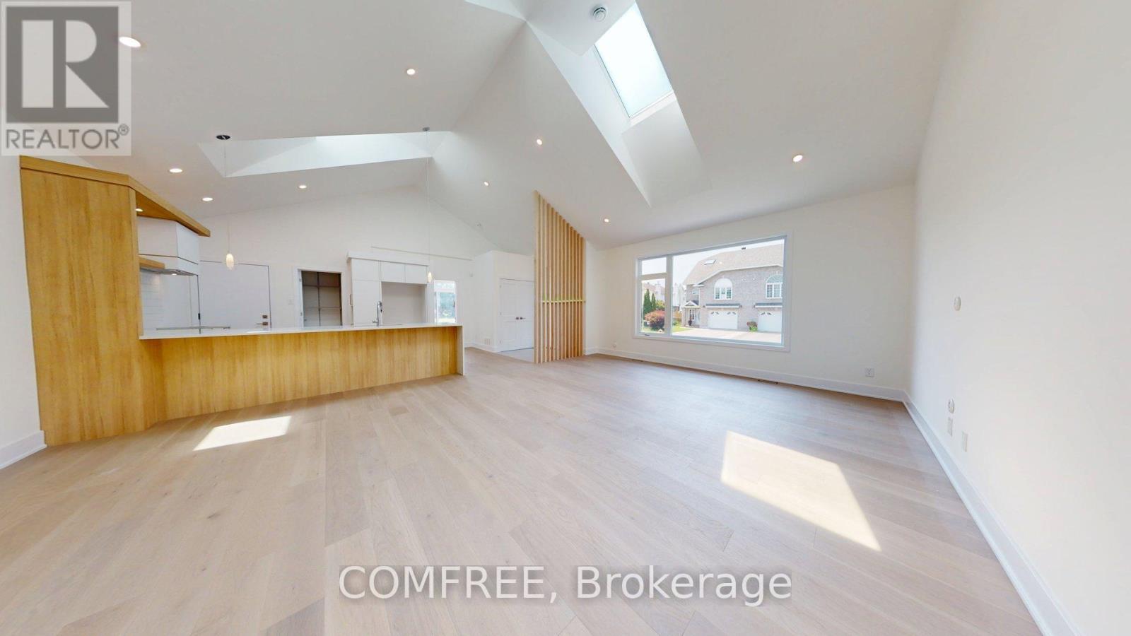 Photo 5 of 6584 Windsong Avenue, Ottawa ON