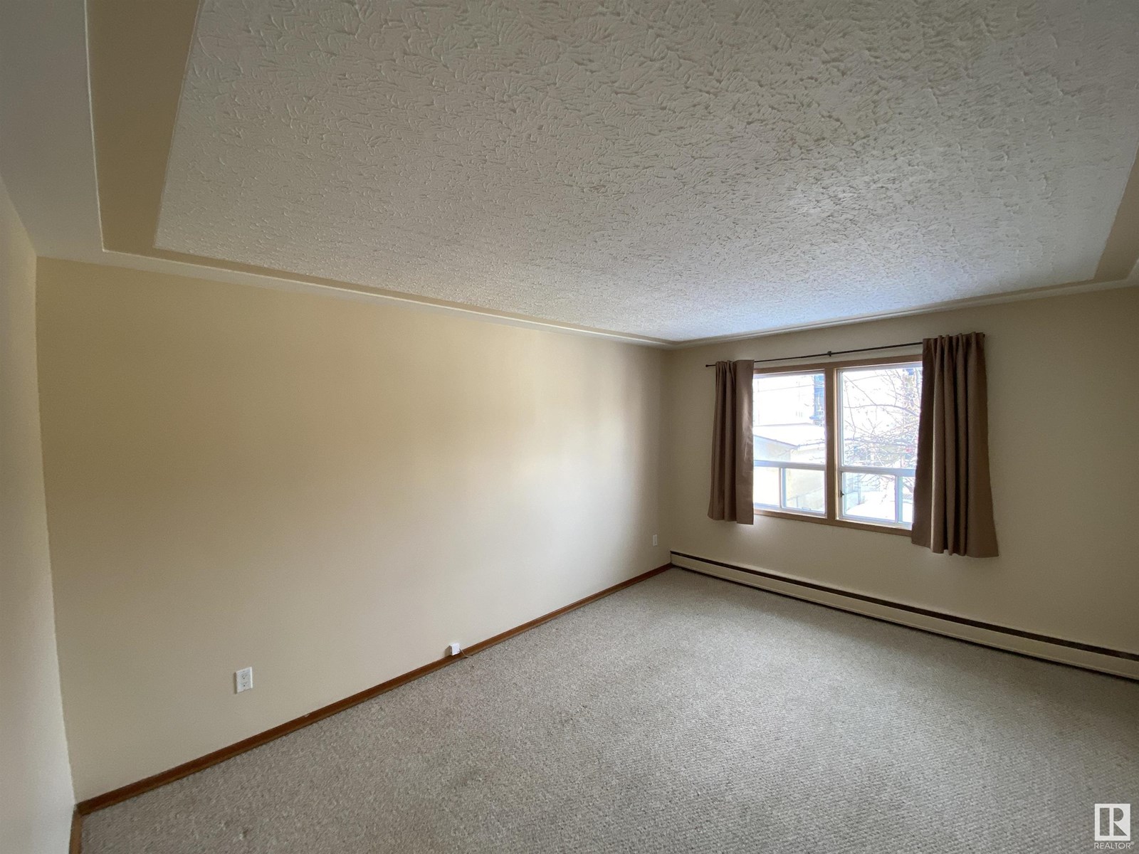 Photo 9 of 10742 106 St Nw, Edmonton AB