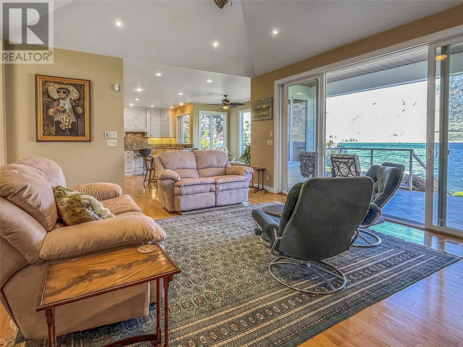 10411 81st Street, Osoyoos