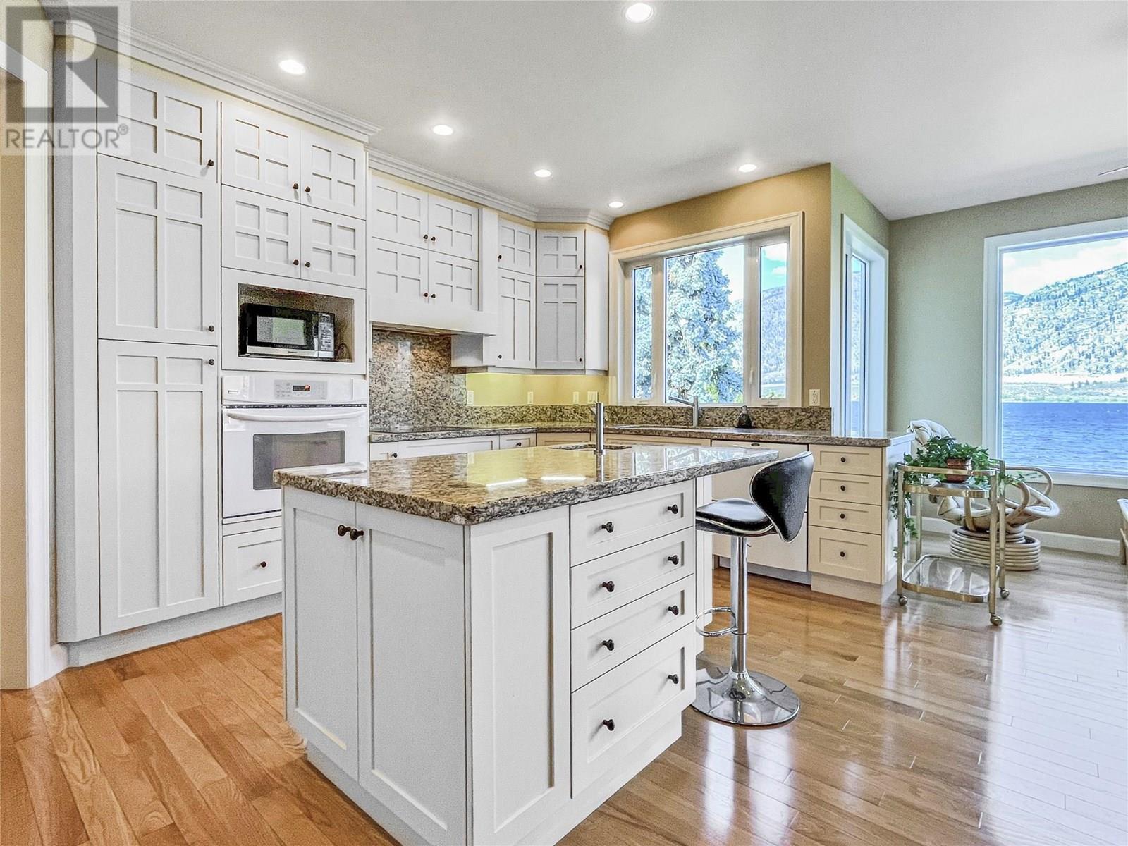 10411 81st Street, Osoyoos