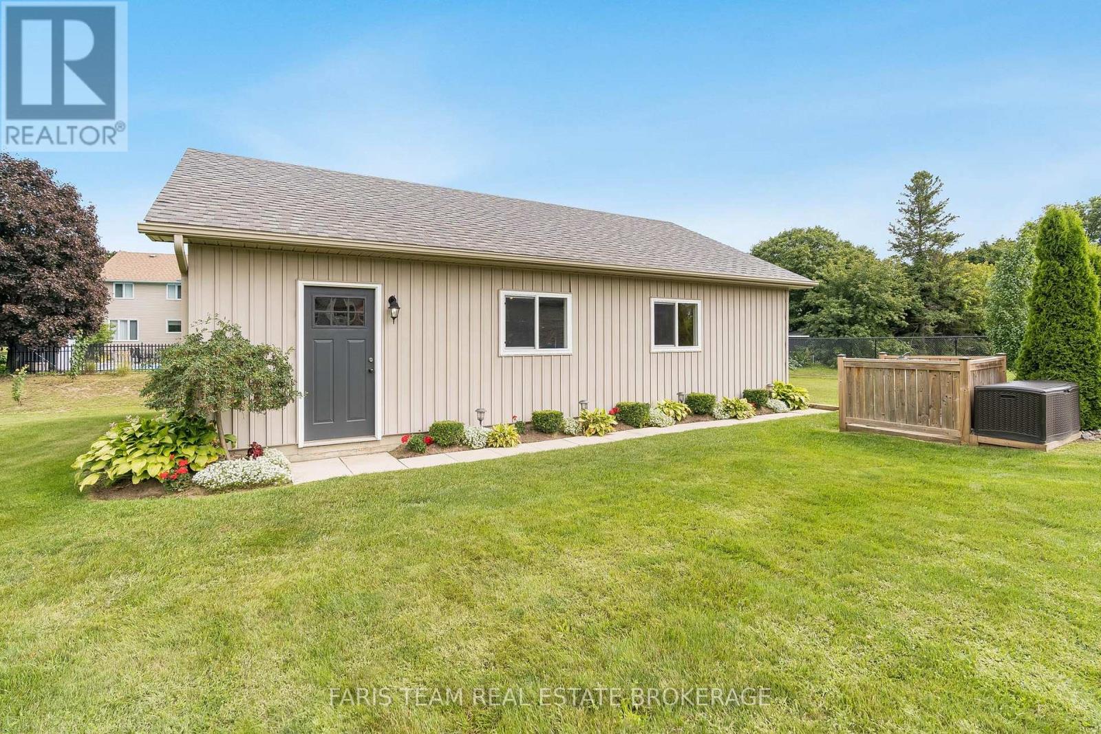 Photo 29 of 1962 Elana Drive, Severn ON