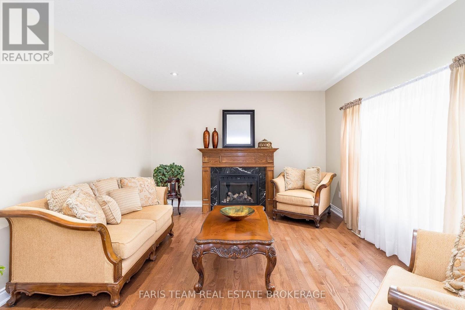 Photo 31 of 1962 Elana Drive, Severn ON