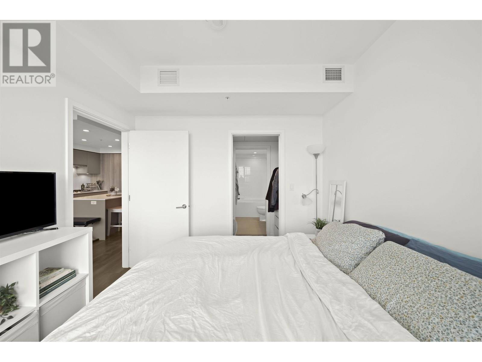 Photo 29 of 1509 3833 Evergreen Place, Burnaby BC