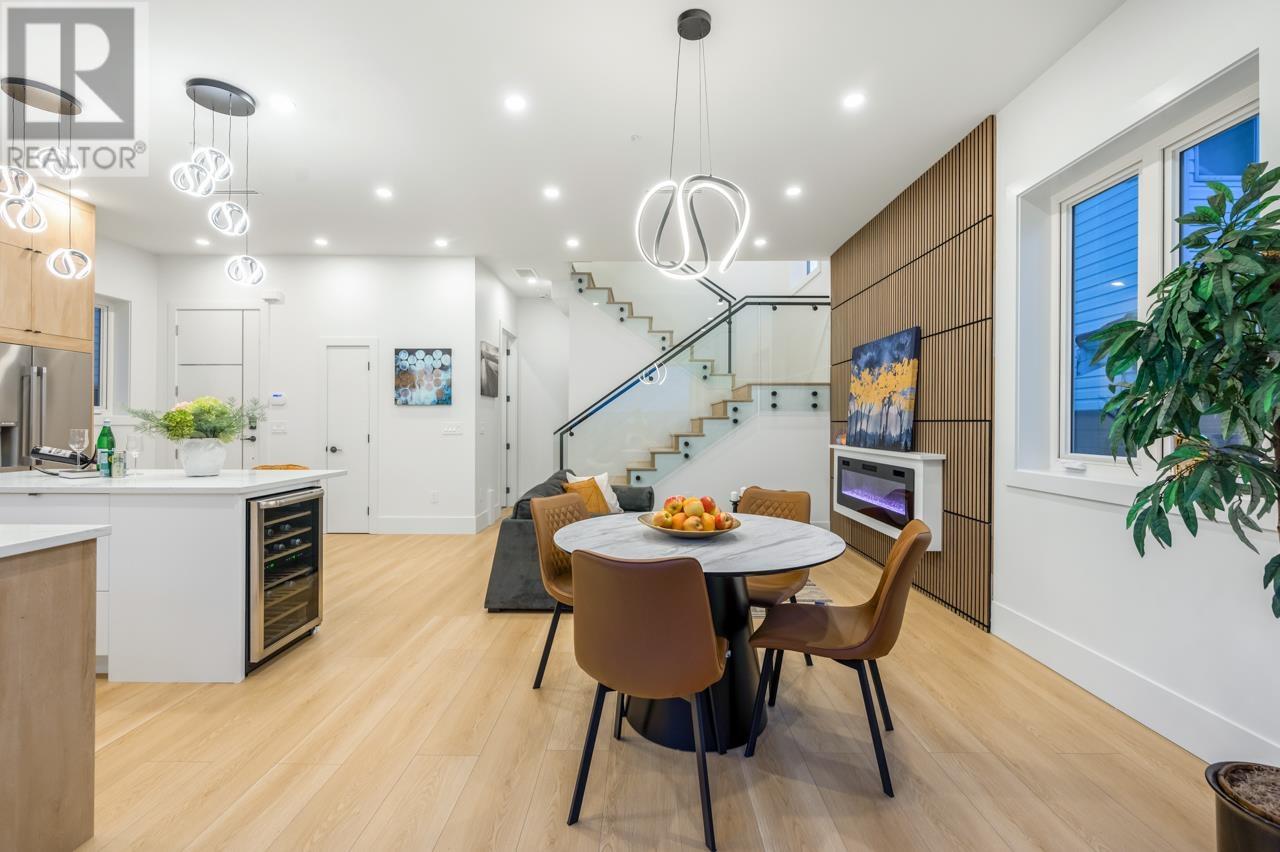 Photo 36 of 1 2124 Renfrew Street, Vancouver BC