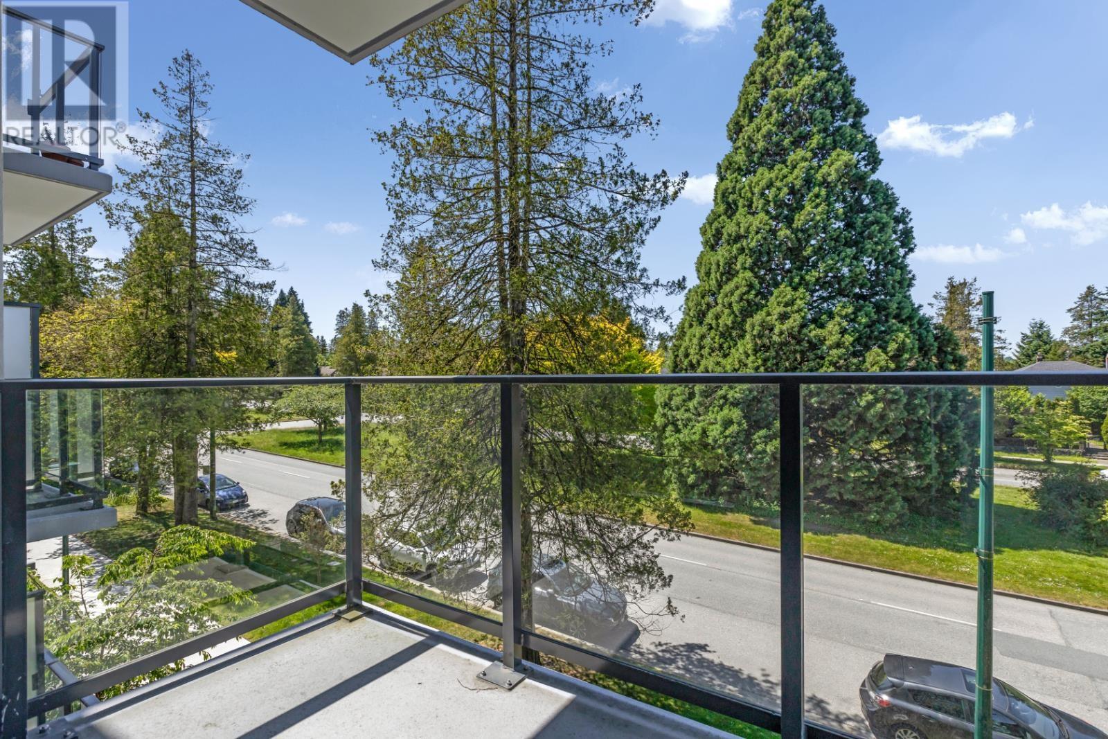 Photo 22 of 302 4240 Cambie Street, Vancouver BC