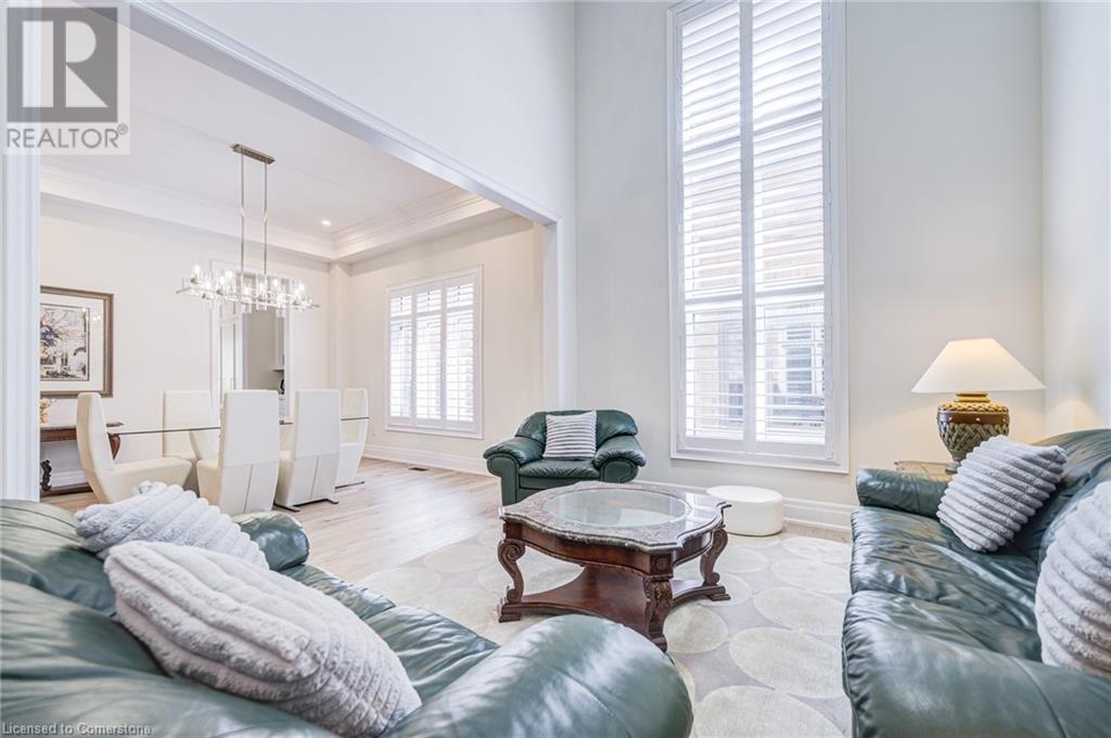 Photo 9 of 2359 Saw Whet Boulevard Boulevard, Oakville ON