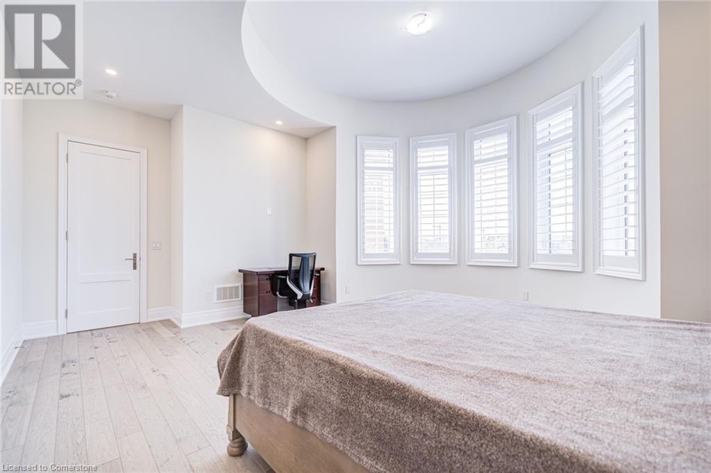 Photo 35 of 2359 Saw Whet Boulevard Boulevard, Oakville ON
