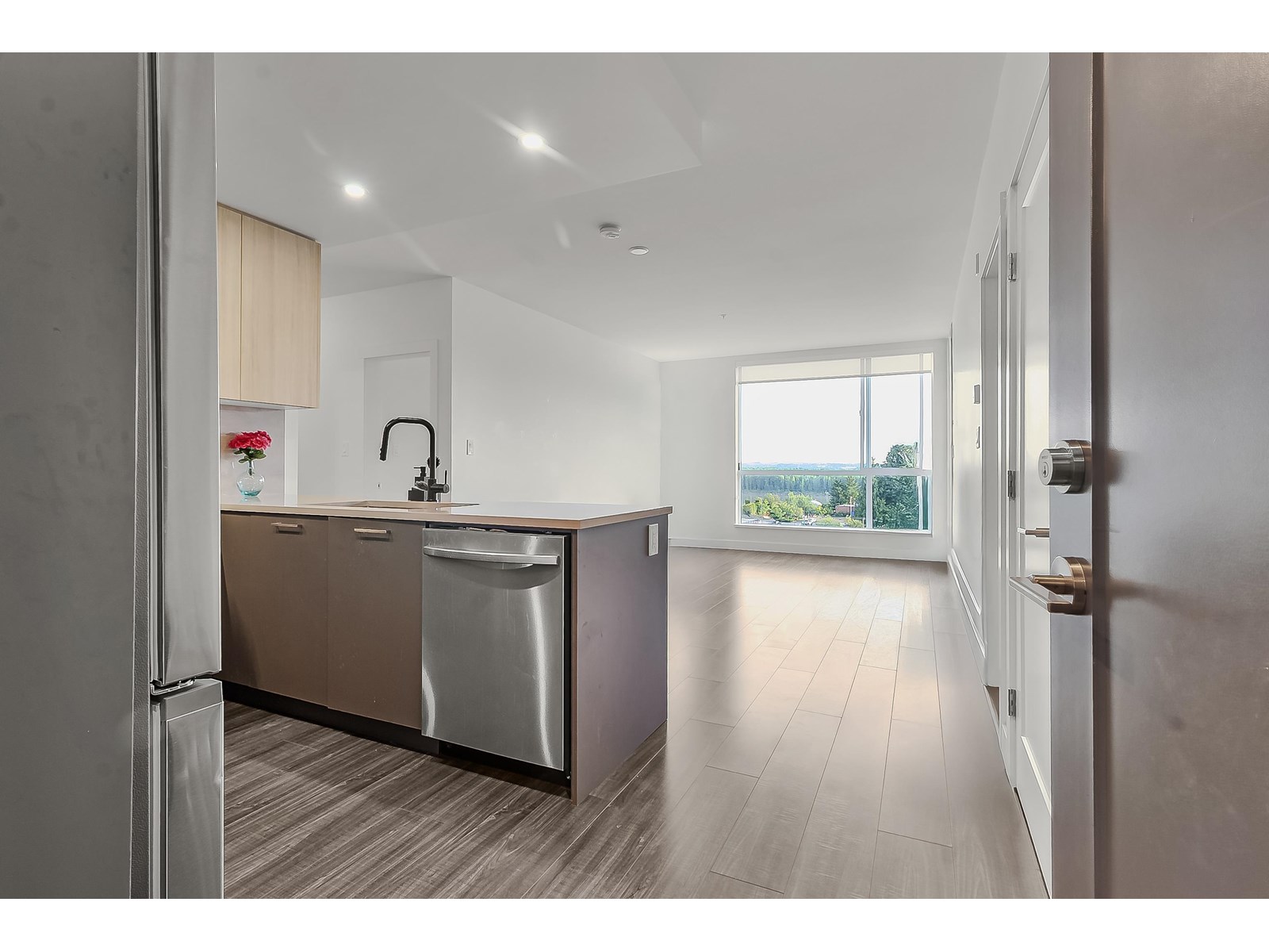 Photo 7 of 206 31900 Raven Avenue, Mission BC